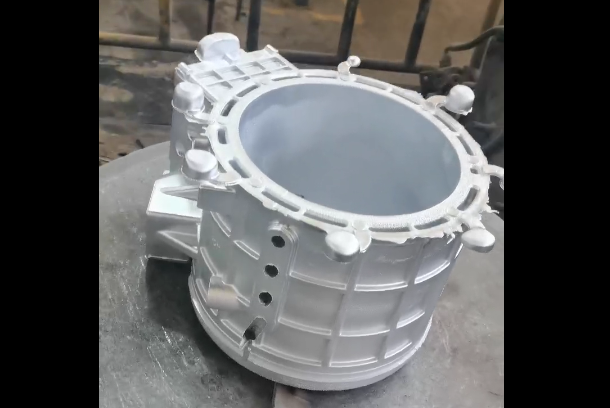 新能源汽車電機(jī)殼模具的制作方法是什么？使用低壓鑄造有什么優(yōu)勢(shì)？
